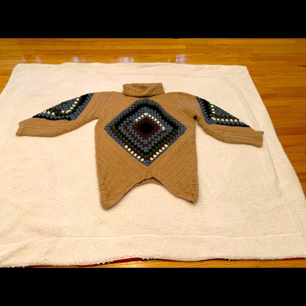 Crocket hand made